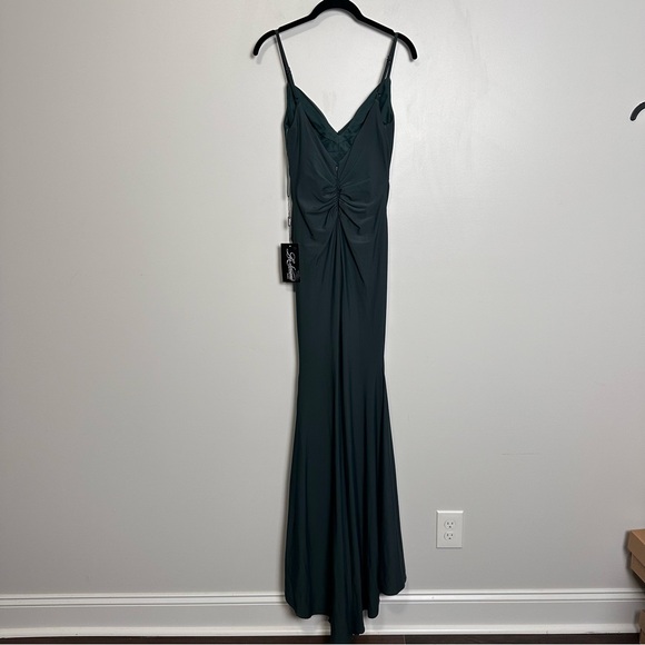 LA FEMME 30482 Dark Emerald V Neckline Ruched Jersey Gown Size 4 - Picture 5 of 9